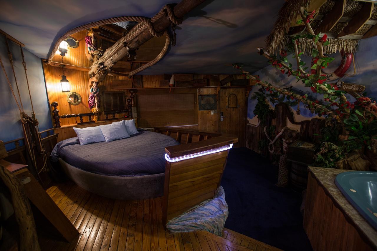 Feather Nest Inn (Adults Only) เชอร์รีฮิลล์ ภายนอก รูปภาพ